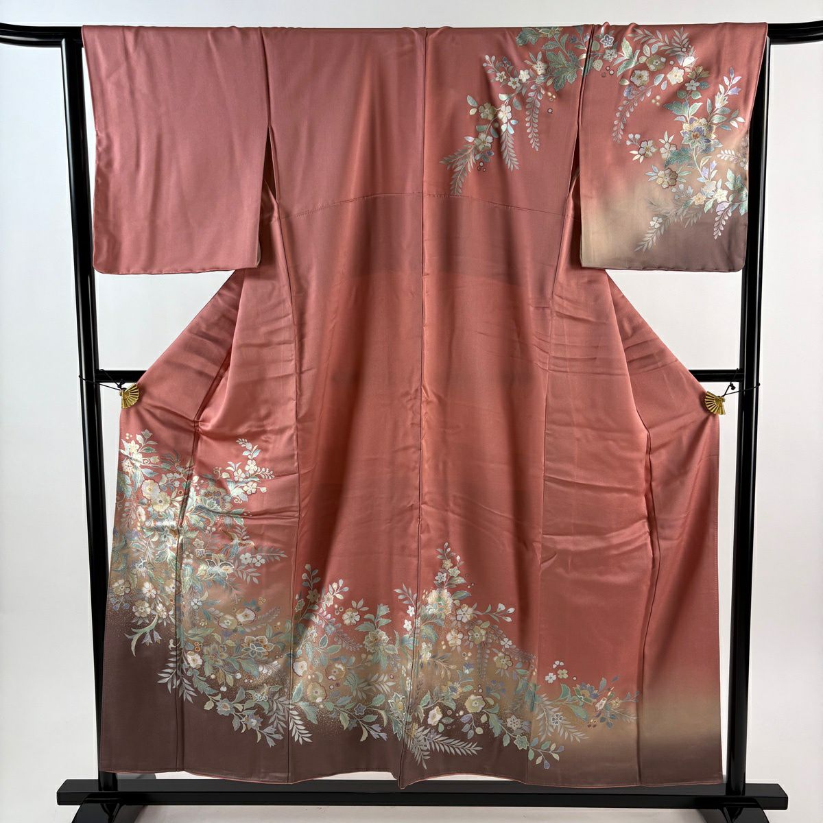 訪問着 身丈151cm 裄丈65.5cm M 袷 落款あり 草花 雲文 ピンク 正絹 秀