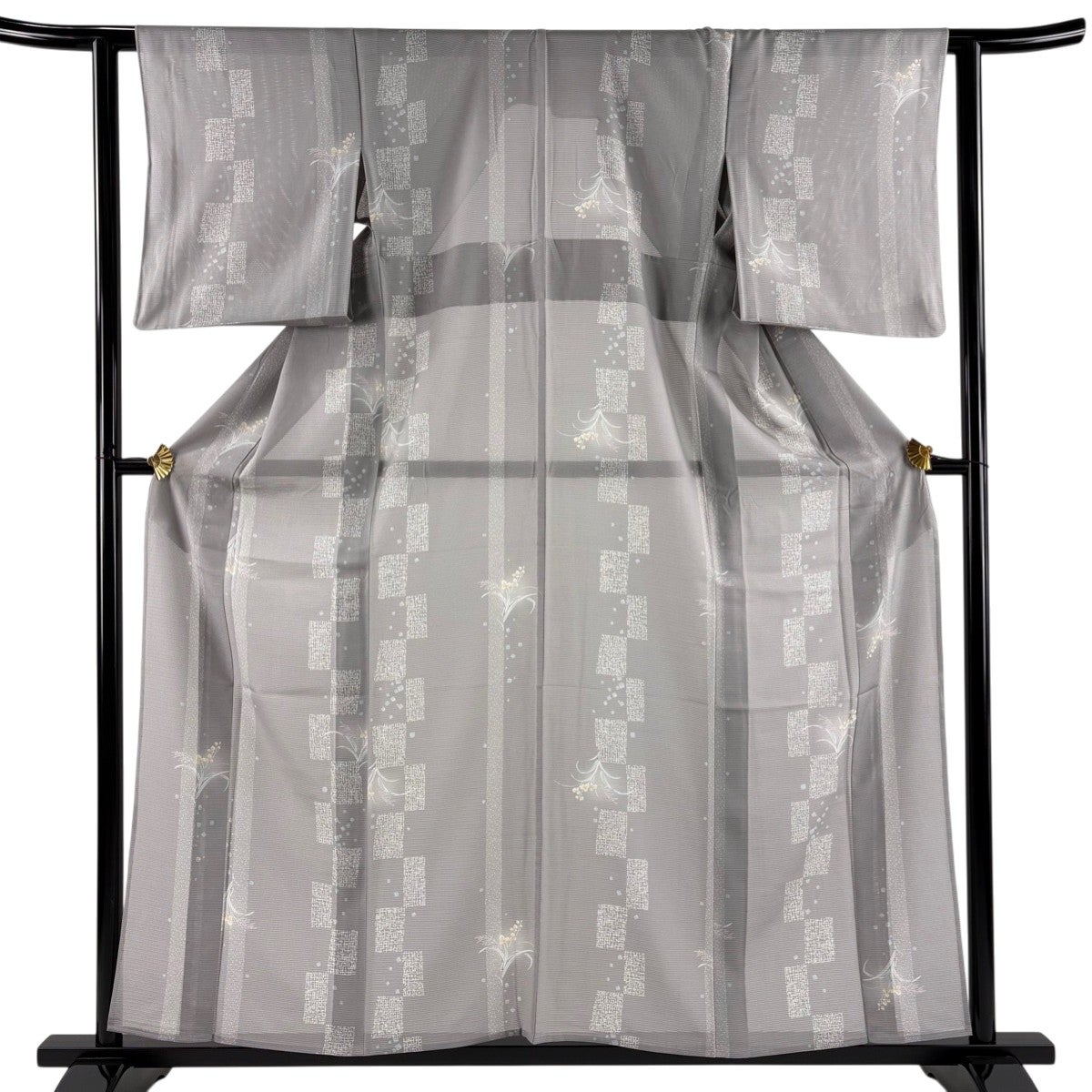 大島紬 美品 逸品 身丈154.5cm 裄丈64.5cm 正絹 【中古】 大島紬 身丈154cm 裄丈63.5cm S 袷 証紙あり 変わり市松 灰色 正絹