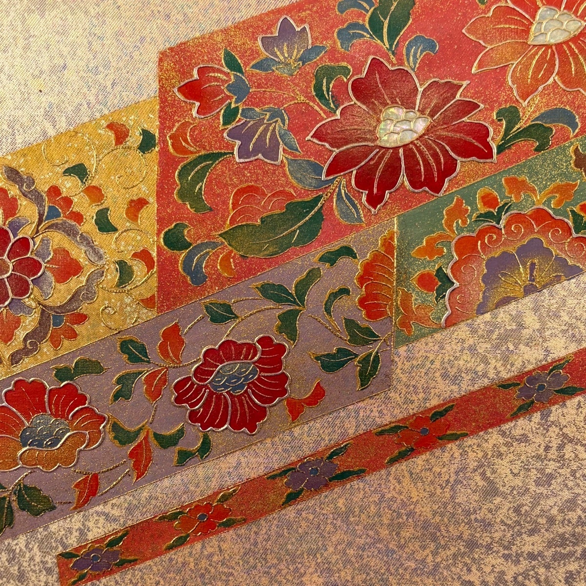 50%OFF 【美品】 名古屋帯 秀品 草花 華文 螺鈿 金彩 金色 正絹 K50