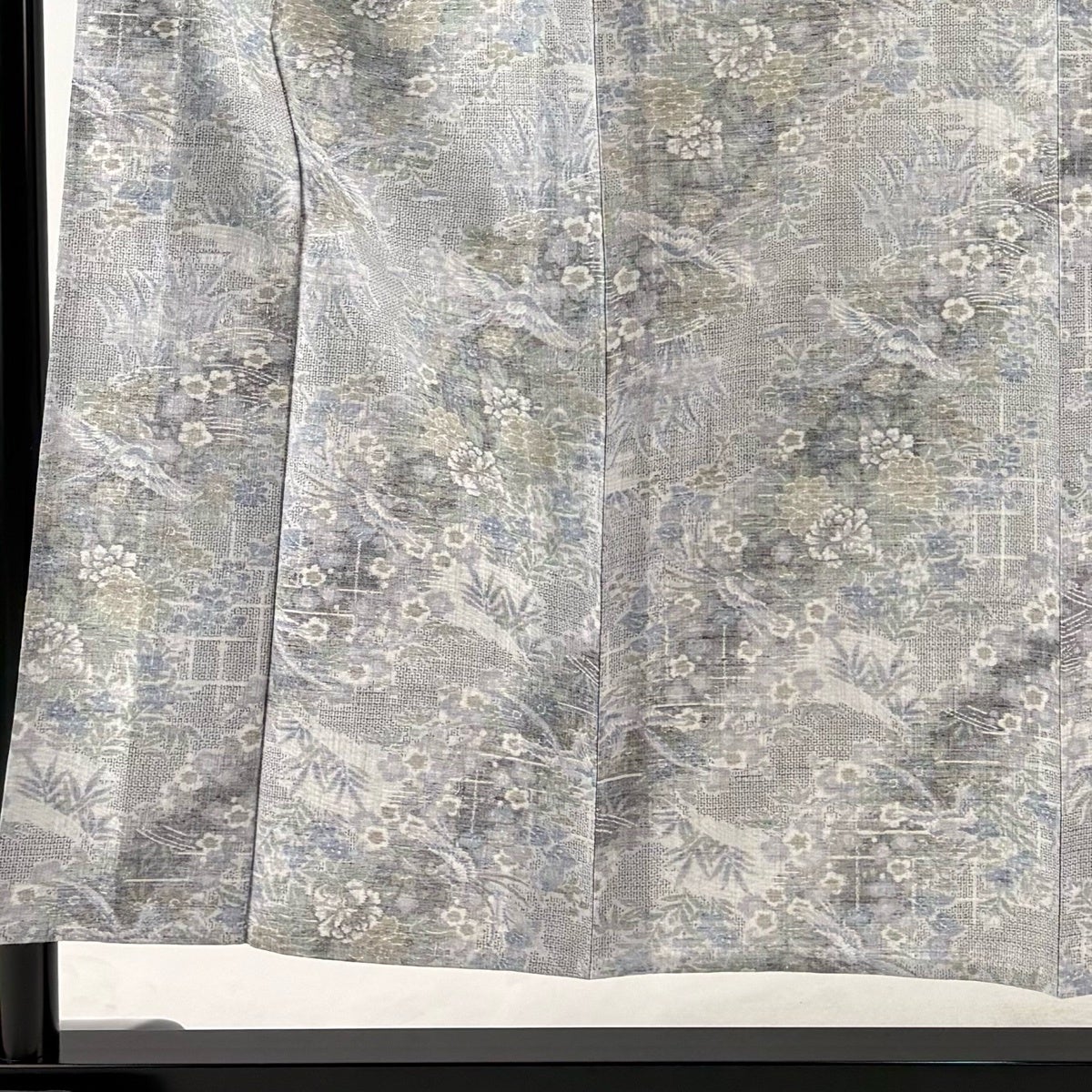 紬 身丈153.5cm 裄丈65cm M 単衣 証紙あり 草花 鳥 青灰色 正絹 秀品