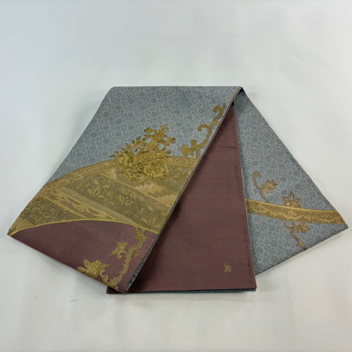 袋帯 名品 花唐草 草花 螺鈿 金彩 灰色 お太鼓柄 正絹｜中古・古着