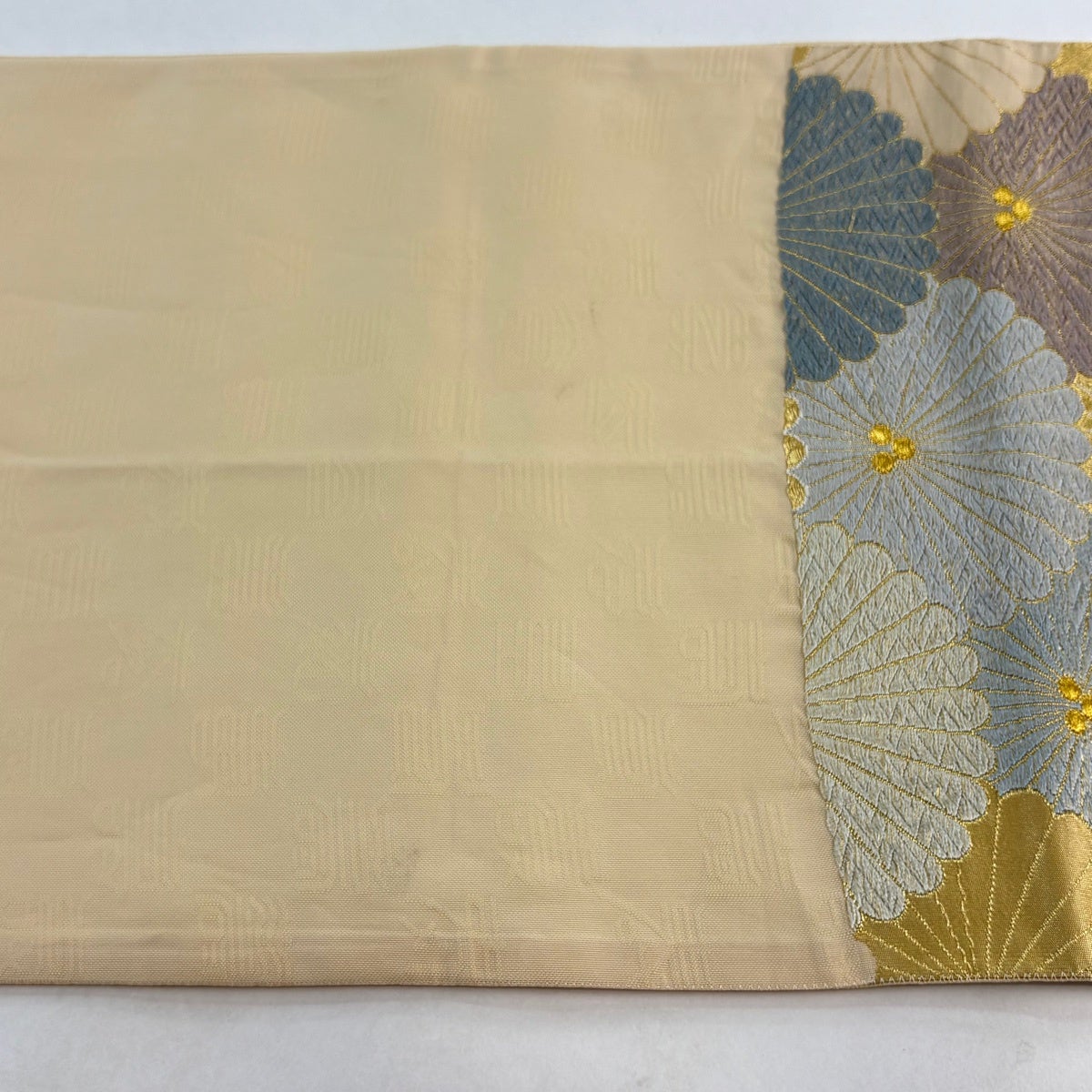 袋帯 名品 菊 金糸 刺繍 ベージュ 六通 正絹｜中古・古着・リサイクル