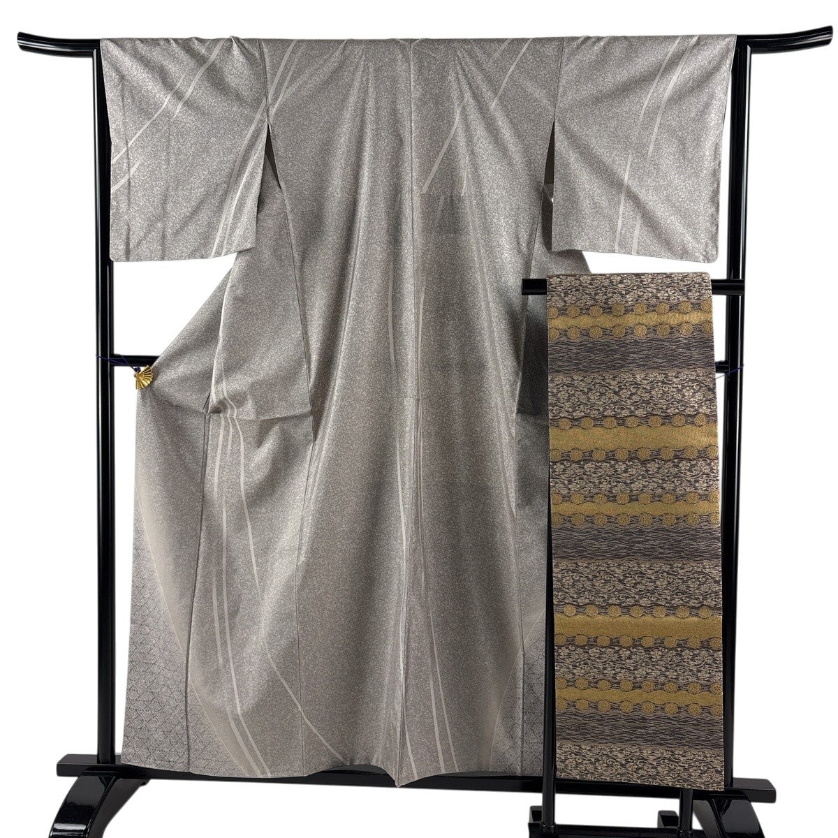 訪問着 美品 名品 身丈164cm 裄丈67cm 正絹 【中古】 美品】 訪問着 身丈164cm 裄丈67.5cm L 袷 落款あり 菊 水色 正絹 名品