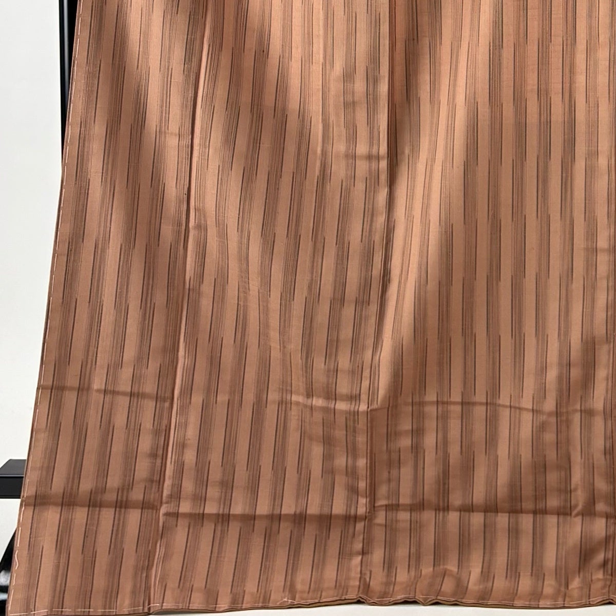 美品】 紬 身丈174.5cm 裄丈69cm L 袷 縞柿渋紬 証紙あり 縞 薄小豆