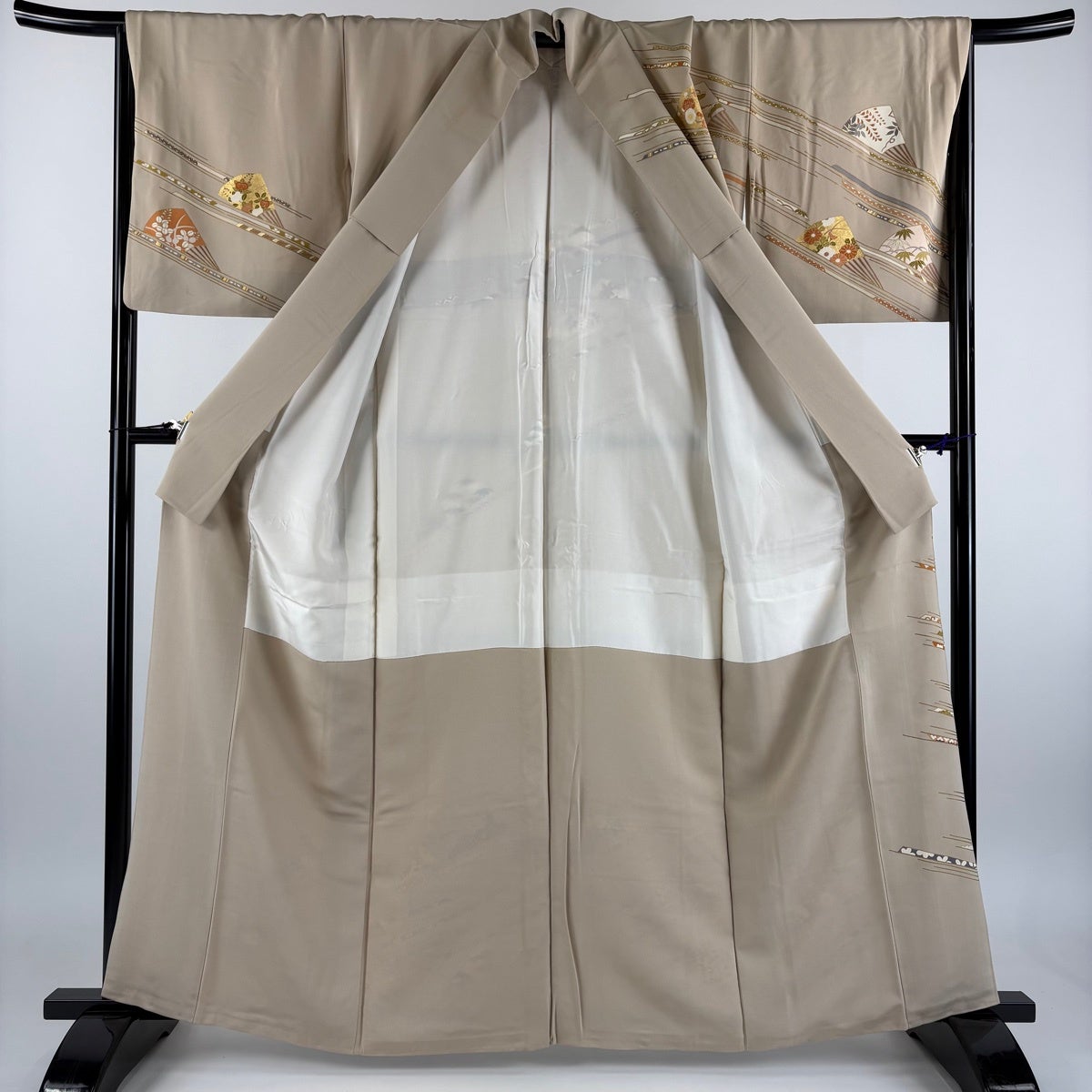 訪問着 身丈162.5cm 裄丈67.5cm L 袷 扇 草花 金彩 薄茶色 正絹 秀品
