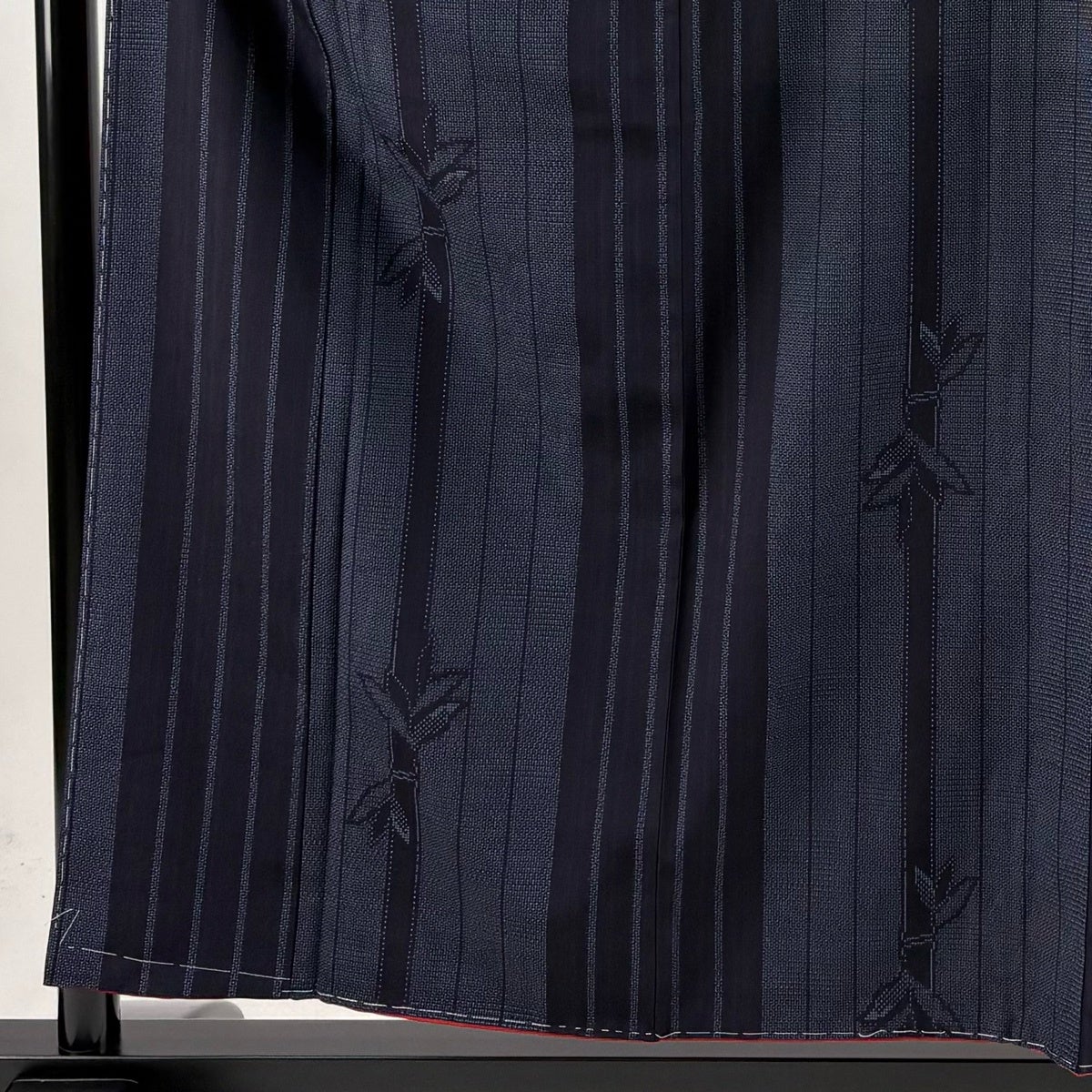 美品】 紬 身丈157cm 裄丈65cm M 袷 やまと 証紙あり 竹 縞 紺色 正絹