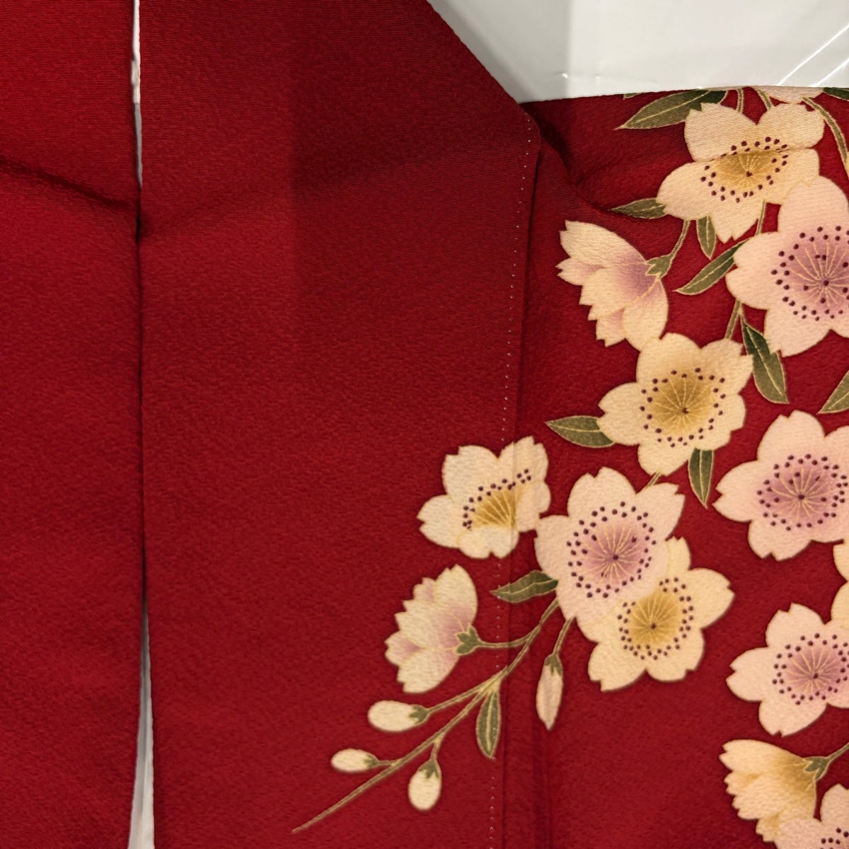 【振袖フルセット】身丈162.5cm 裄丈67.5cm 桜 流水 箔 金彩 赤 振袖 身丈157cm 裄丈64.5cm M 袷 こむさでもーど 落款あり 桜 花びら