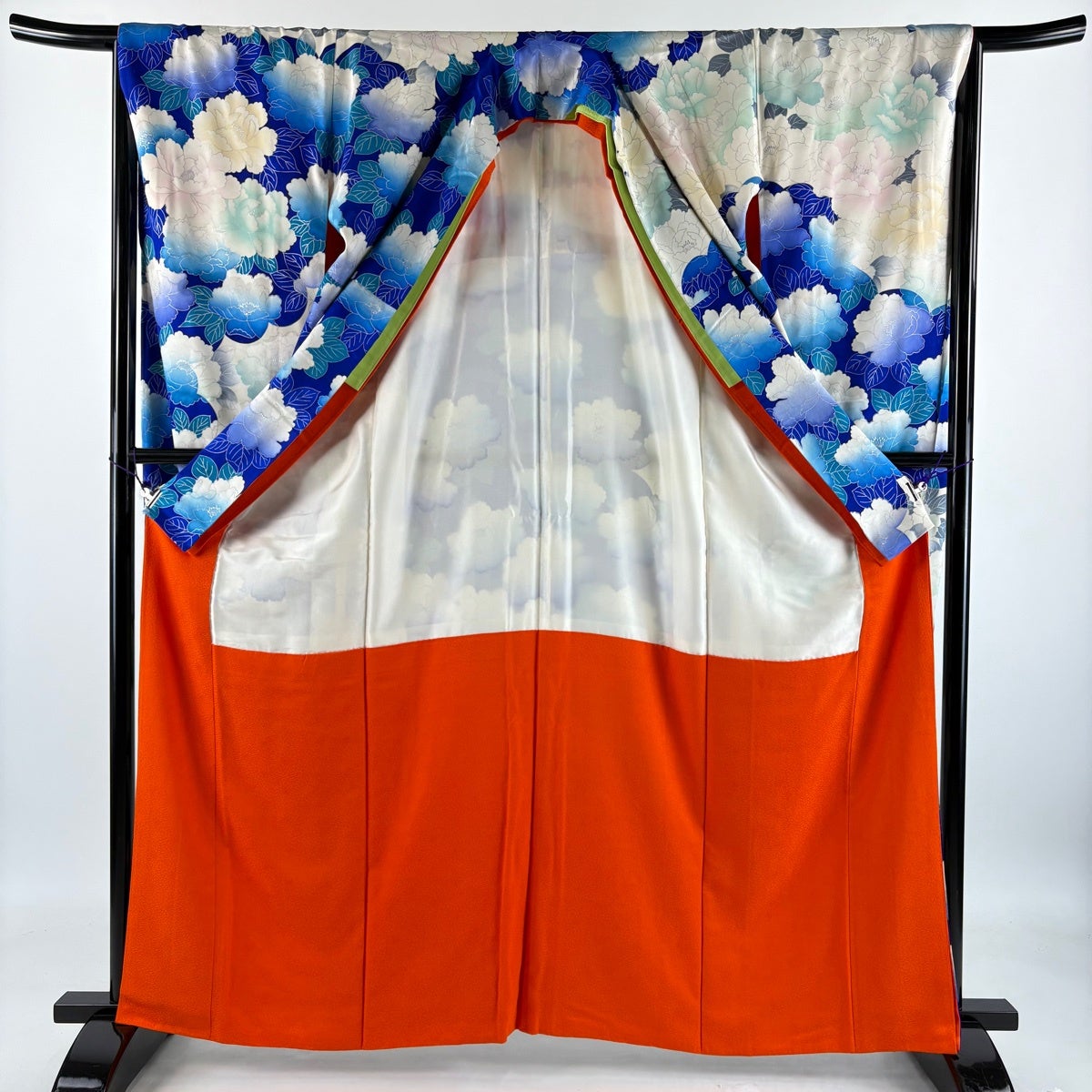 振袖 身丈161cm 裄丈66cm M 袷 牡丹 銀糸 銀彩 青 正絹 秀品｜中古
