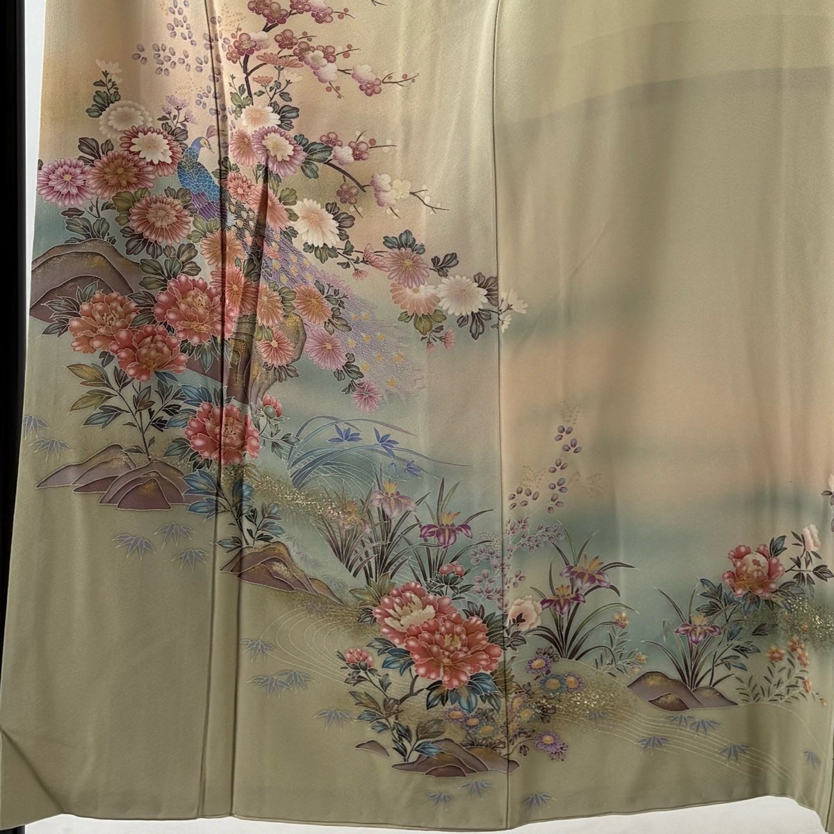 訪問着 身丈151cm 裄丈63cm S 袷 落款あり 孔雀 草花 金彩 ぼかし