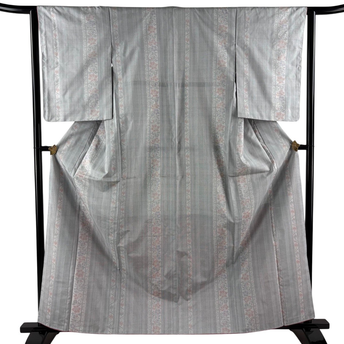 紬 身丈162cm 裄丈63cm S 袷 草花 縞 灰色 正絹 秀品｜中古・古着