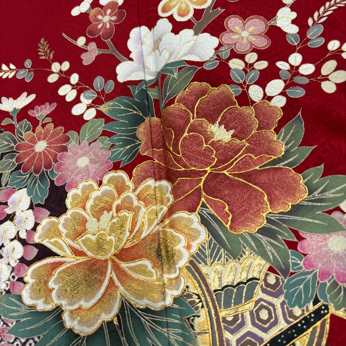 美品】 振袖 身丈163.5cm 裄丈69cm L 袷 鈴乃屋 花車 鼓 金彩 絞り 赤