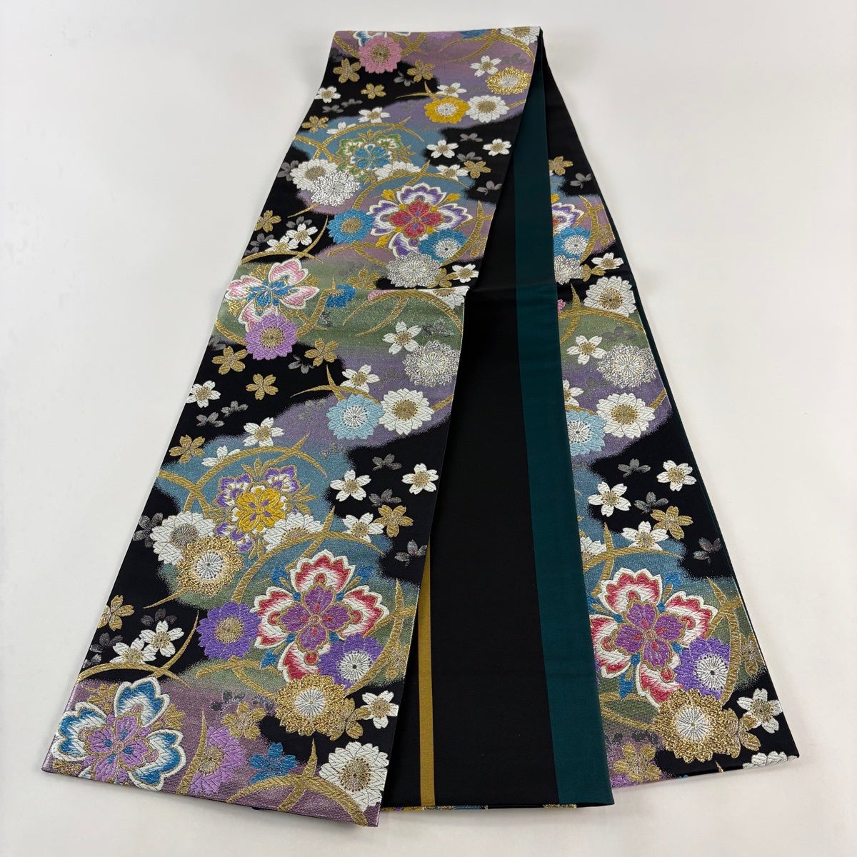 美品】 袋帯 秀品 振袖向き 桜 華文 金糸 箔 黒 六通 正絹｜中古・古着