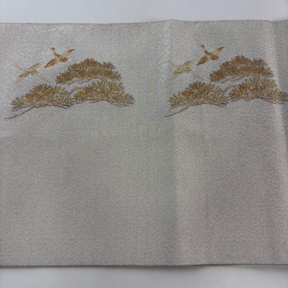 袋帯 秀品 松 鶴 金銀糸 ベージュ お太鼓柄 正絹｜中古・古着