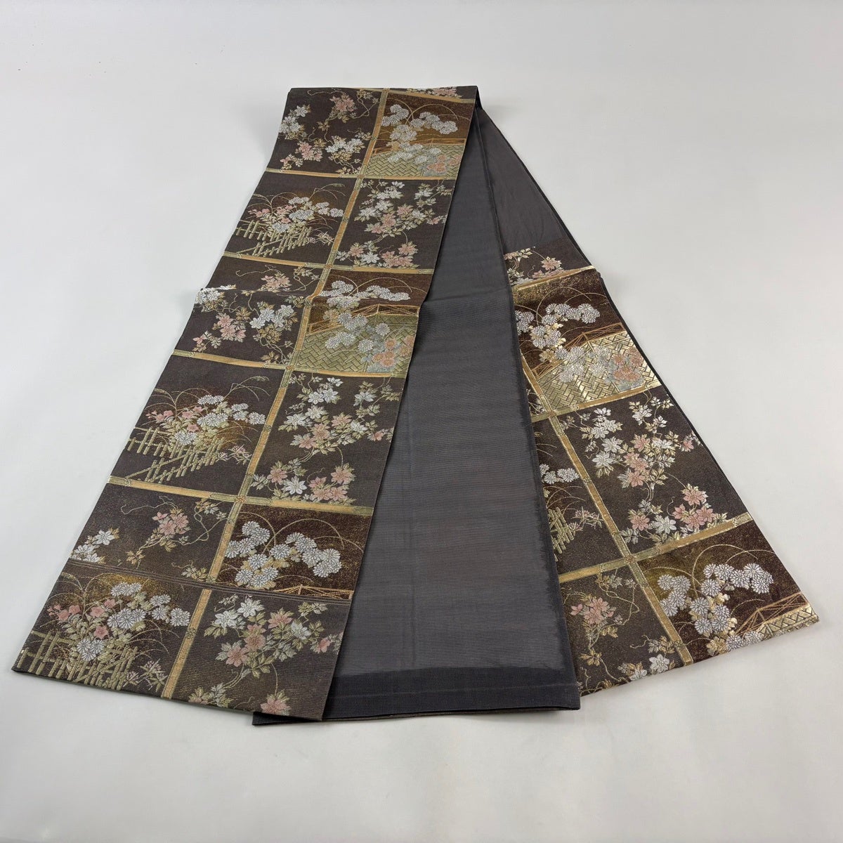 美品】 袋帯 秀品 夏帯 絽 格天夏秋文 金銀糸 茶色 六通 正絹｜中古