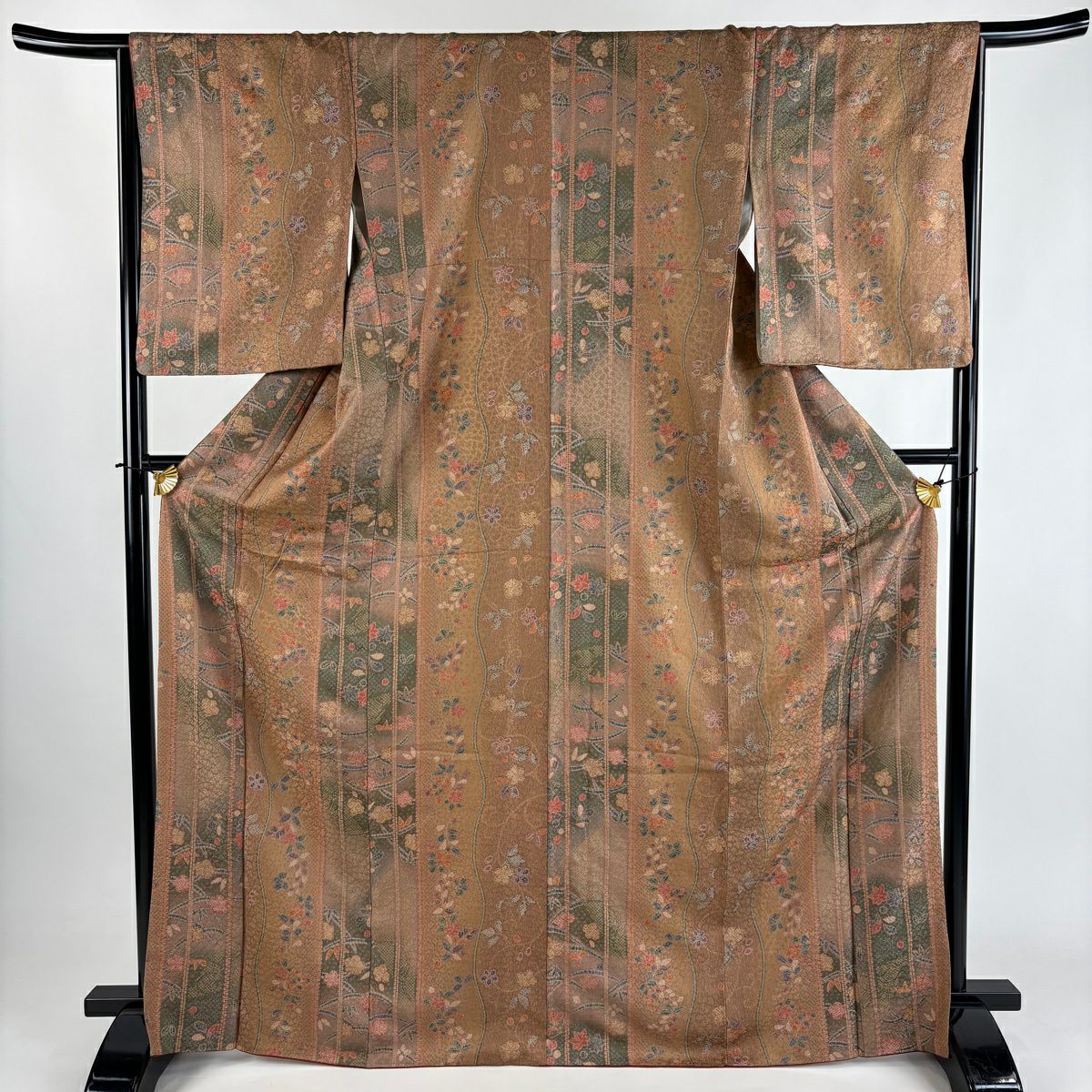 小紋 身丈160cm 裄丈63.5cm 正絹 秀品 【中古】 小紋 身丈160.5cm 裄丈65cm 正絹 秀品 【中古】の通販 by バイセル