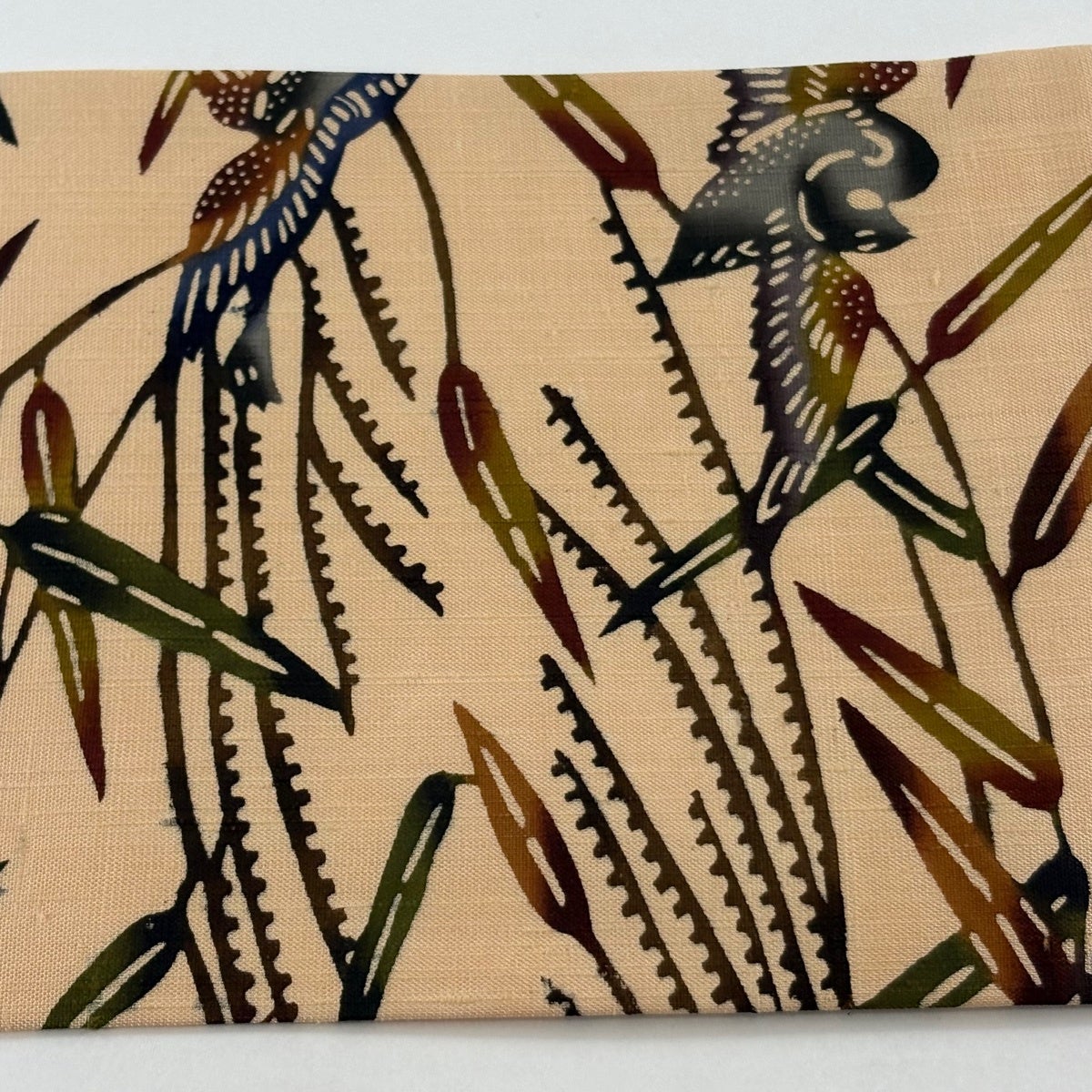 美品】 名古屋帯 逸品 証紙あり 琉球びんがた 鳥 葉 薄オレンジ 正絹