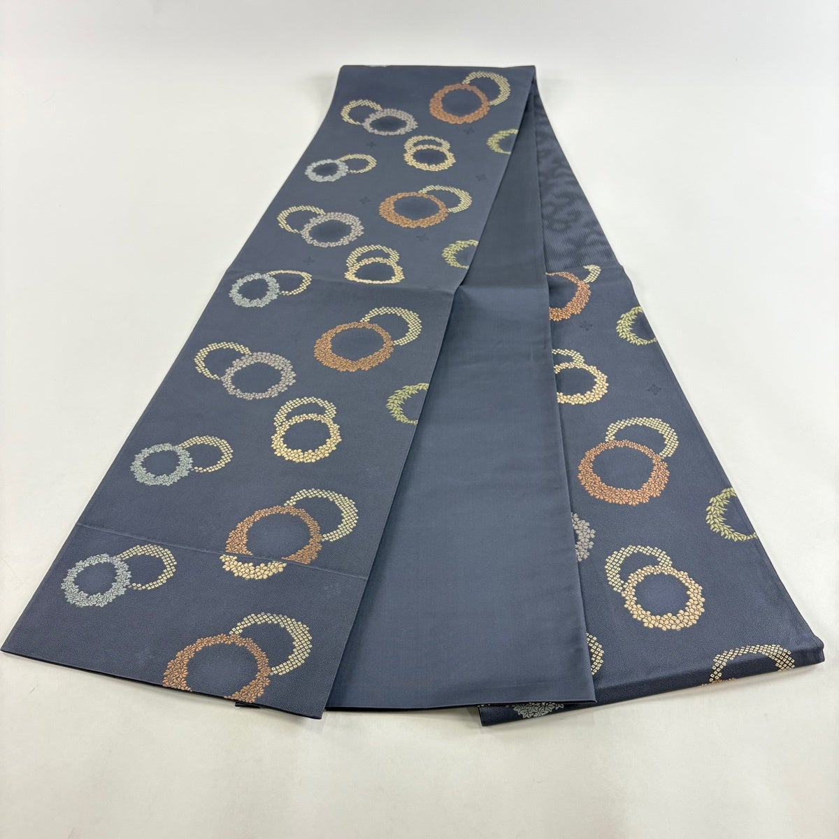 箔屋清兵衛　六通　袋帯　花丸文　灰色　源氏鼠　草木染　美品 美品】 袋帯 名品 箔屋清兵衛 落款あり 西陣織 ますいわ屋 丸文 草花