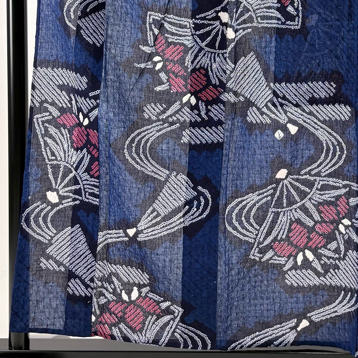 美品】 浴衣 身丈157cm 裄丈63cm S 絞り浴衣 花扇 流水 濃紺 綿 名品