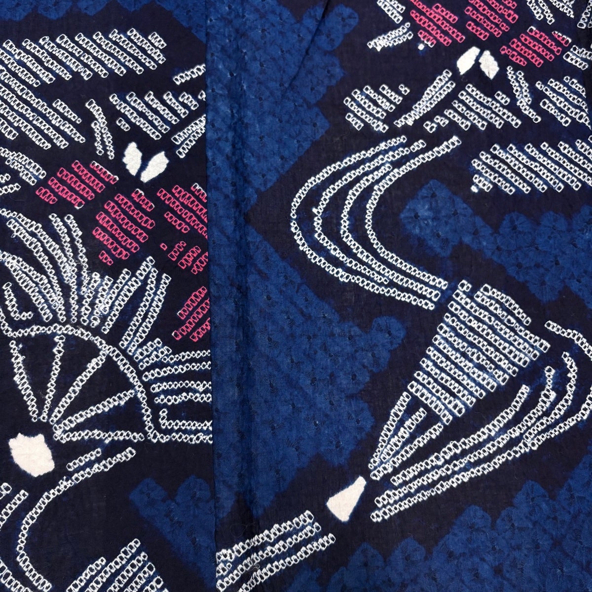 美品】 浴衣 身丈157cm 裄丈63cm S 絞り浴衣 花扇 流水 濃紺 綿 名品