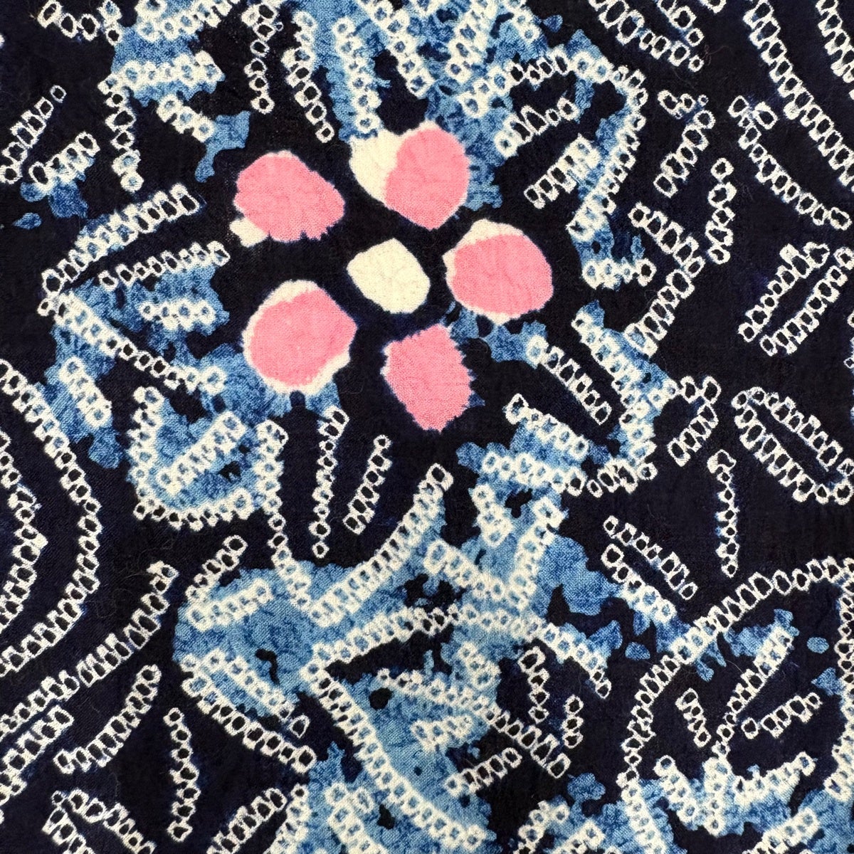 美品】 浴衣 身丈160cm 裄丈65cm M 絞り浴衣 花 有職文様 濃紺 綿 名品