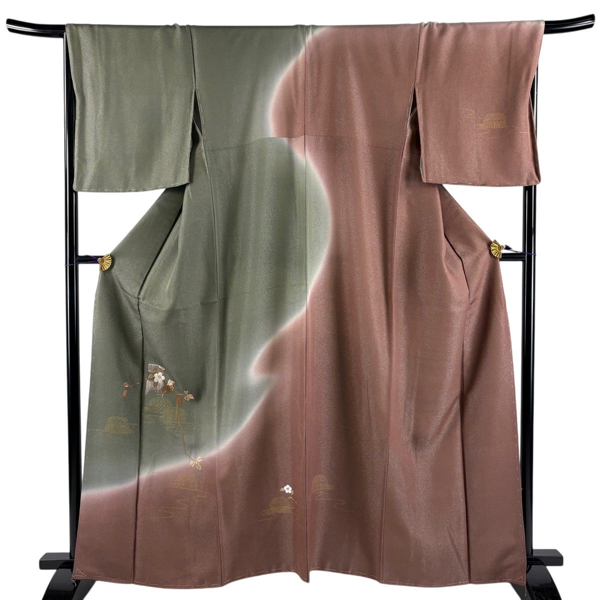 美品】 付下げ 身丈159.5cm 裄丈67.5cm L 袷 落款あり 草花 ぼかし
