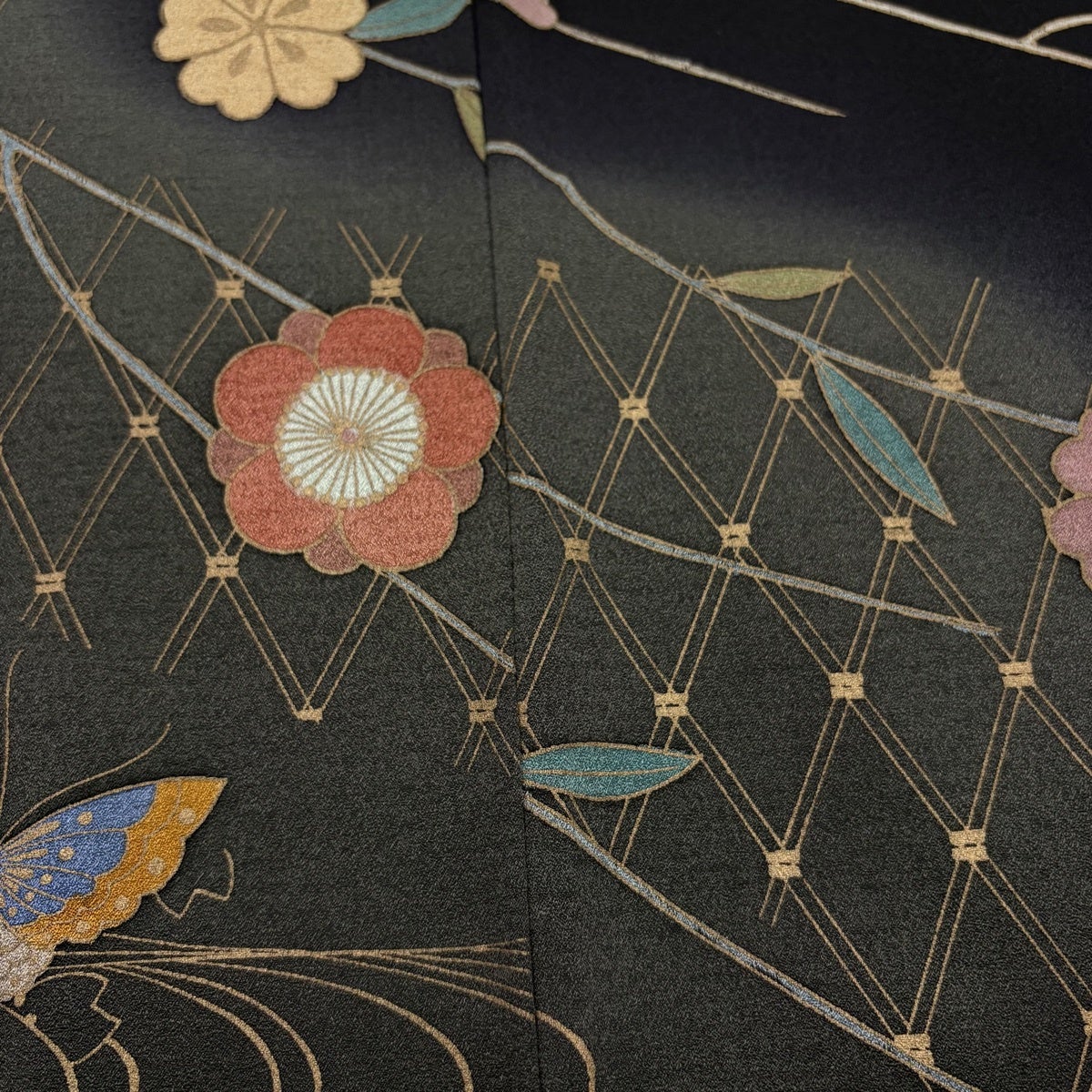 訪問着 身丈152.5cm 裄丈62cm S 袷 草野一騎 落款あり 桜 蝶 金彩