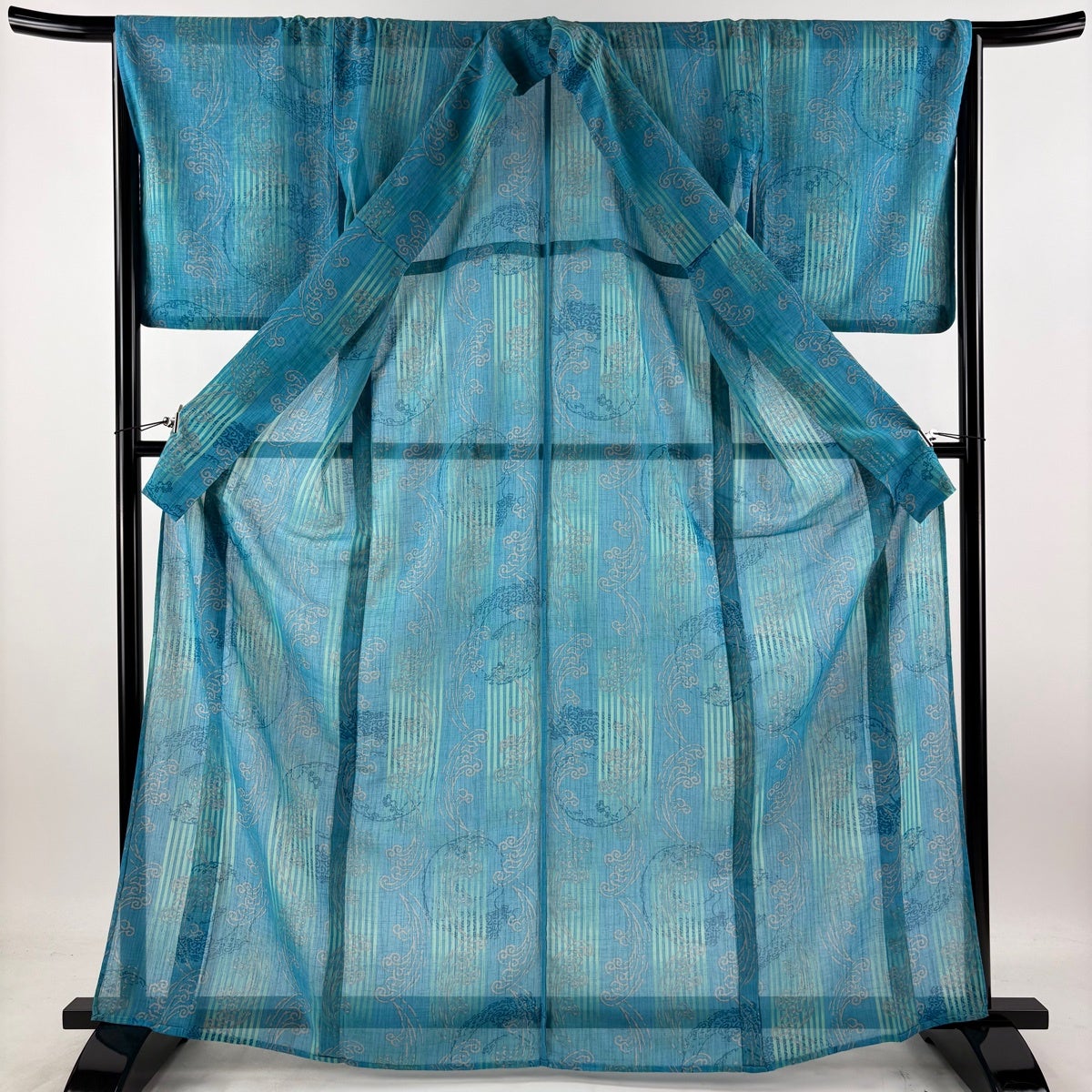 小紋 身丈164.5cm 裄丈67cm M 薄物 波頭 縦縞 水色 化繊 名品｜中古