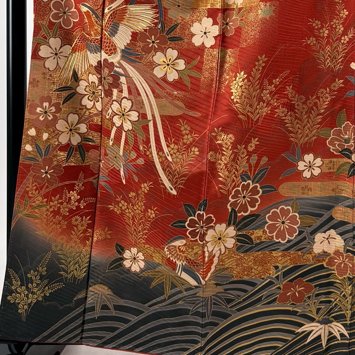 振袖 身丈162.5cm 裄丈65cm M 袷 鳳凰 桜 金糸 金彩 茜色 正絹 名品