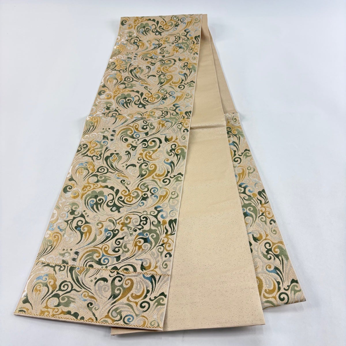 美品】 袋帯 名品 唐草 金糸 箔 ベージュ 六通 正絹｜中古・古着