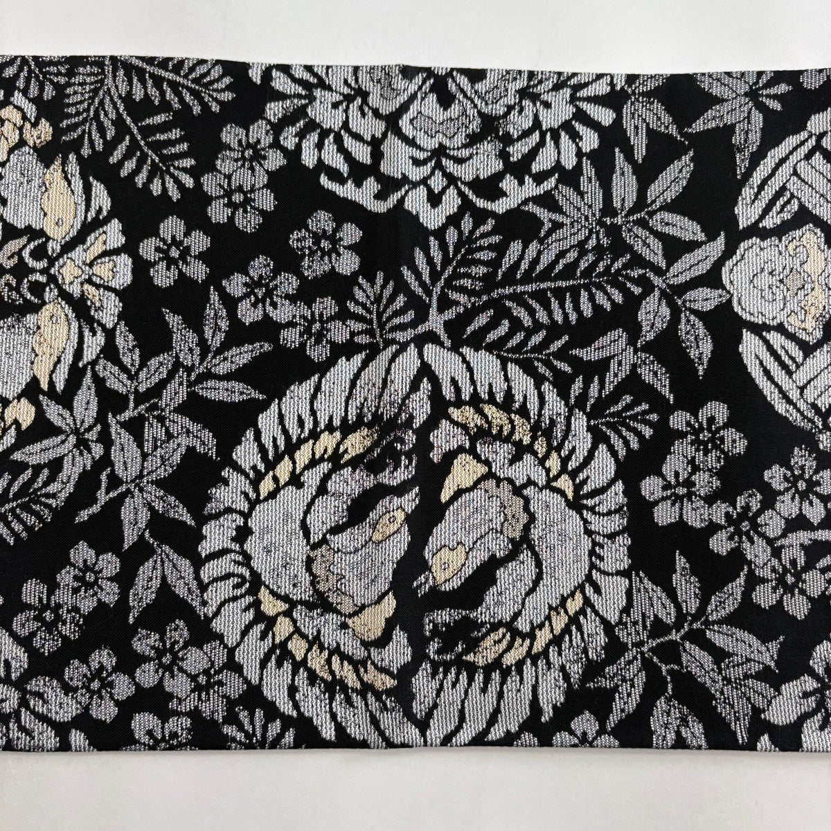 袋帯 名品 向鳥 草花 金銀糸 黒 六通 正絹｜中古・古着・リサイクル