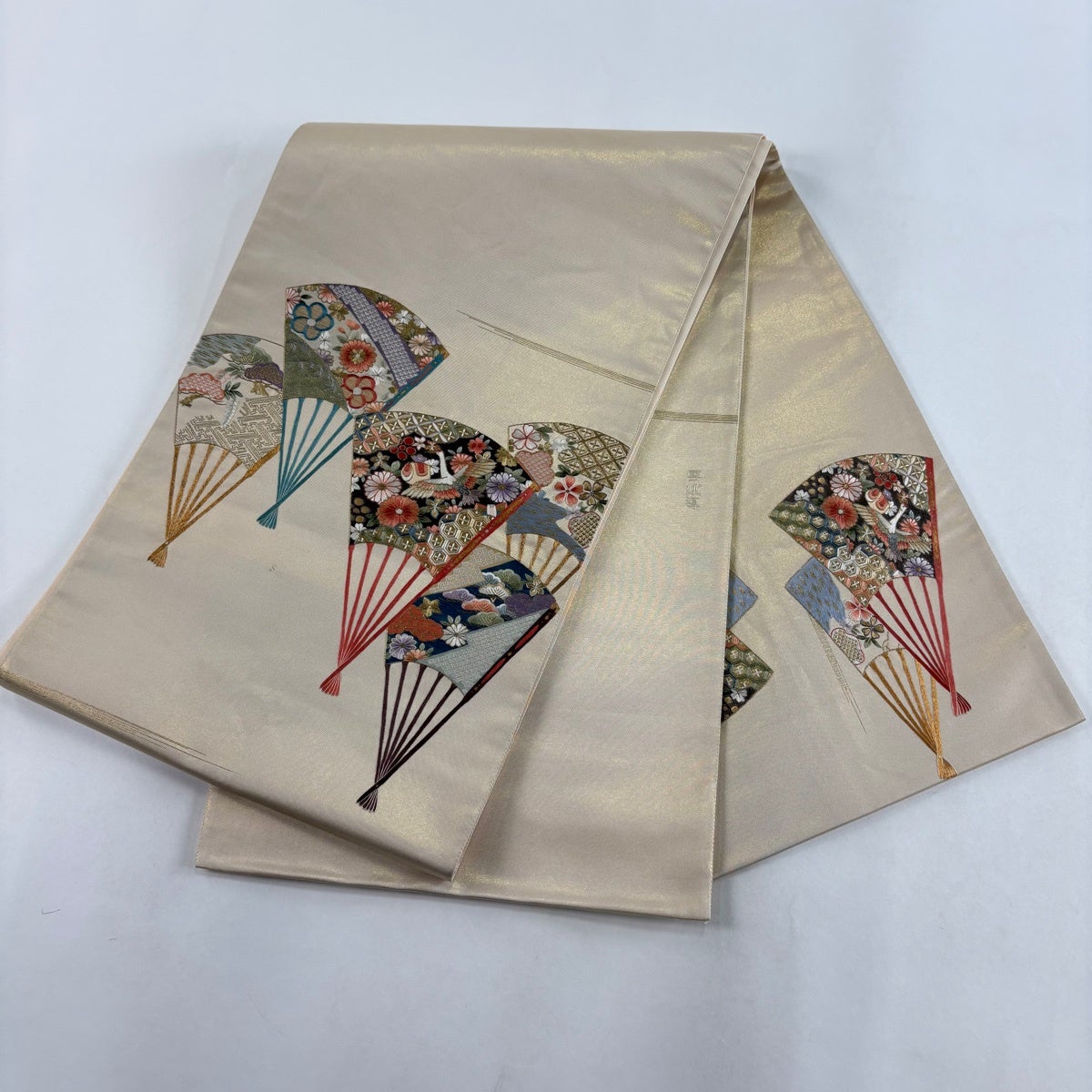 袋帯 名品 落款あり 雲娥導 扇 花鳥 蘇州刺繍 金銀糸 金色 お太鼓柄