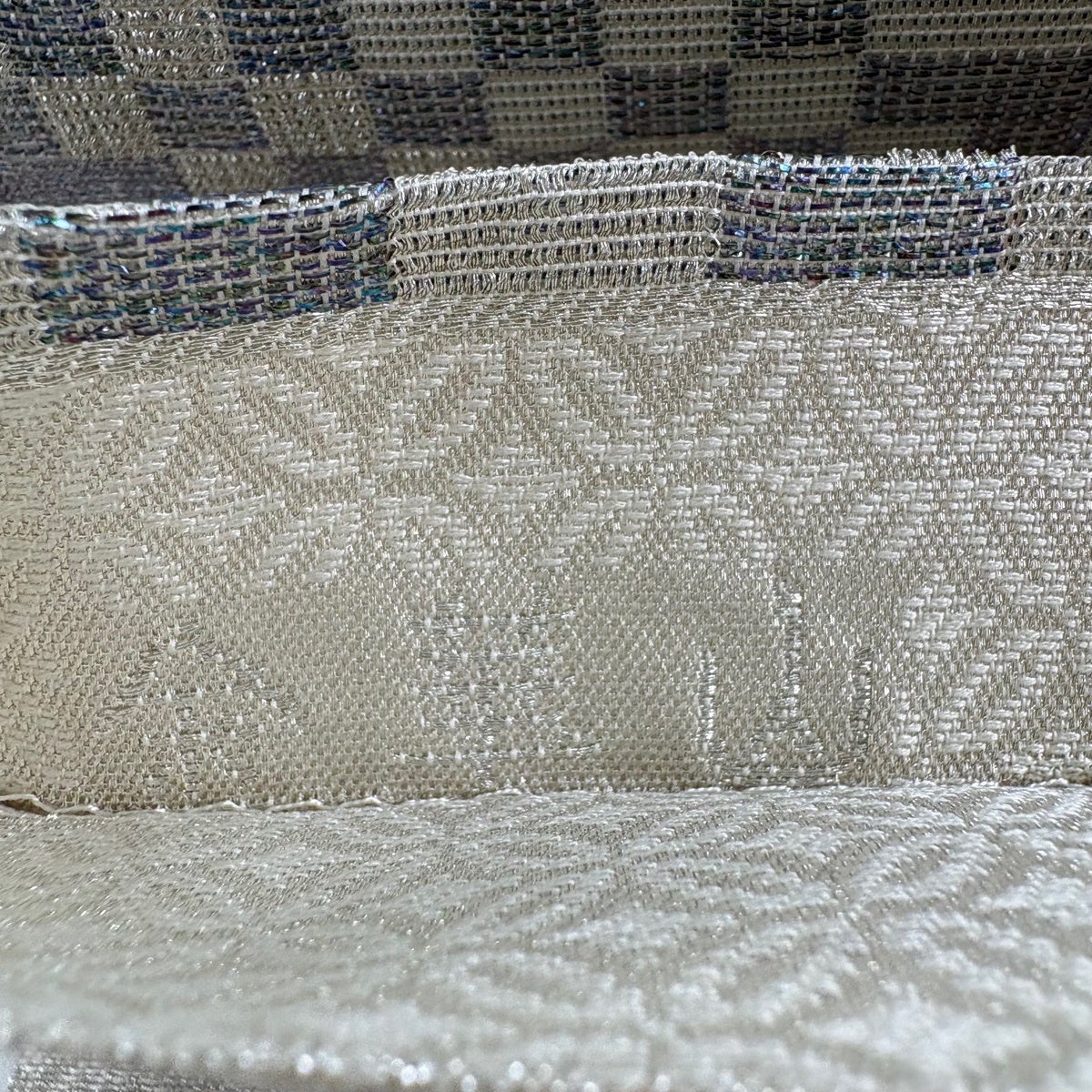 美品】 袋帯 名品 金華山 変わり市松 幾何学模様 銀糸 箔 銀色 六通