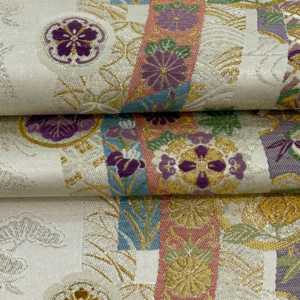 美品】 袋帯 逸品 じゅらく 落款あり 鎌倉文 草花 金糸 箔 クリーム