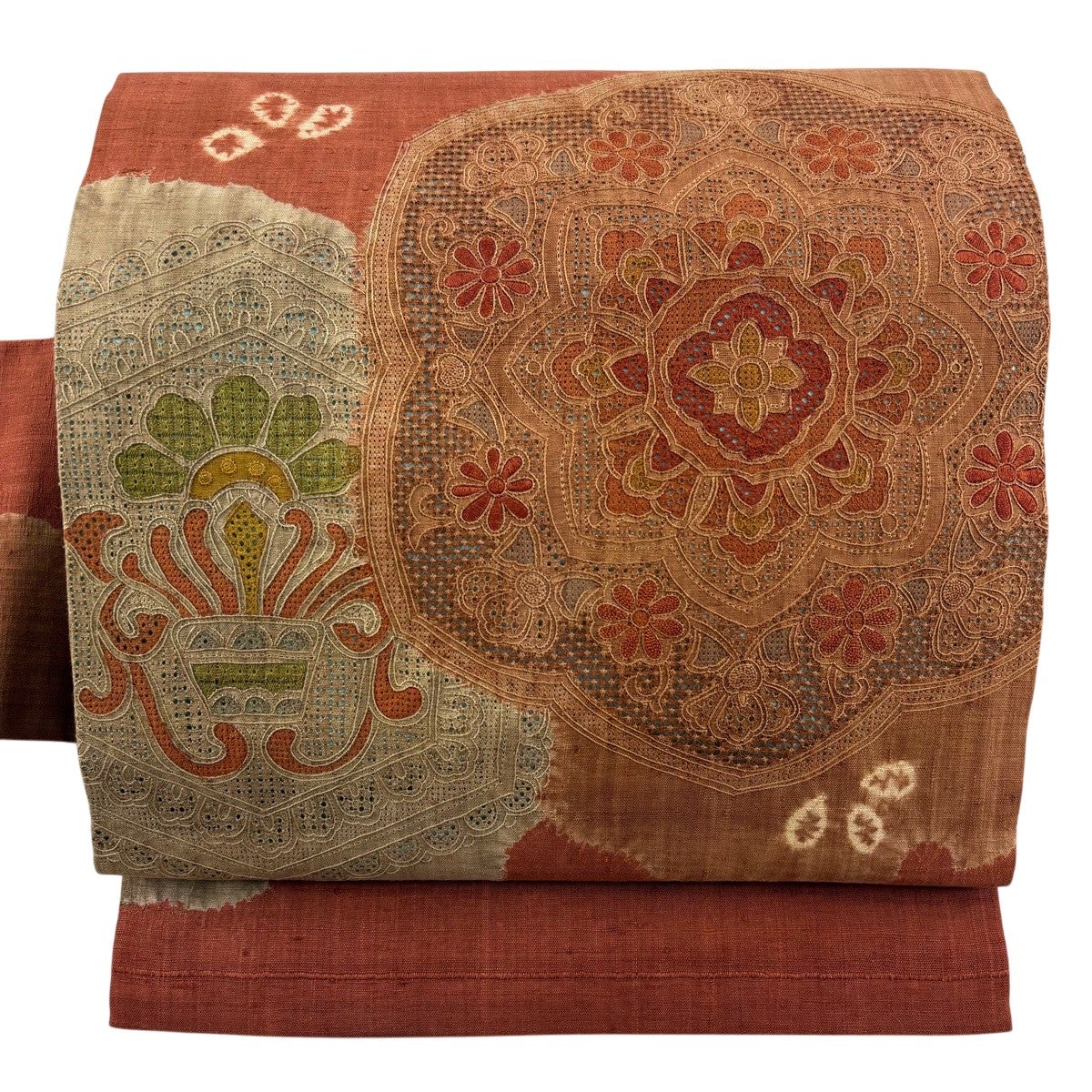 袋帯　赤　唐花　鳥　汕頭刺繍　A285 汕頭刺繍 秀品｜バイセルオンライン 中古・リサイクル着物【公式】通販