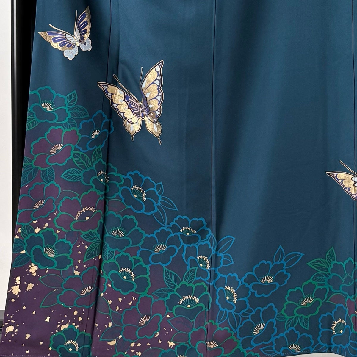振袖 身丈162cm 裄丈69cm L 袷 蝶 草花 金彩 染め分け 青緑 正絹 秀品