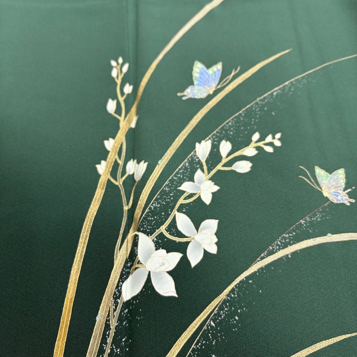 付下げ 身丈157.5cm 裄丈64.5cm M 袷 蝶 草花 金銀彩 ぼかし 緑 正絹