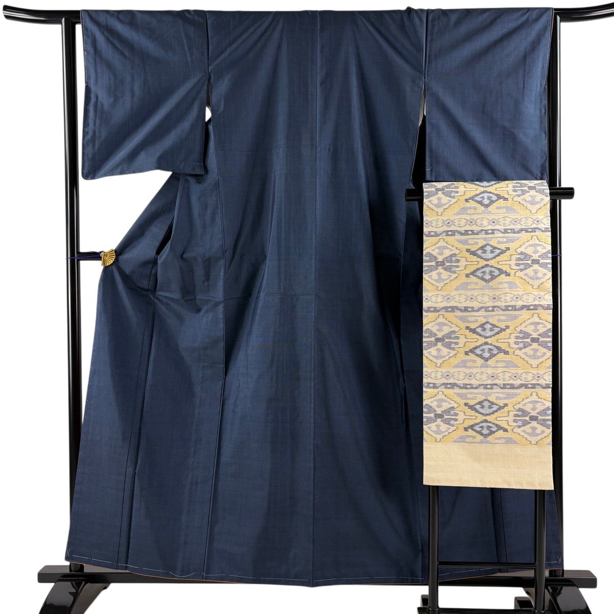 紬 身丈154.5cm 裄丈64.5cm 正絹 秀品 【中古】 美品】 紬 身丈154.5cm 裄丈63cm S 袷 華文 鳥 茶紫 正絹 秀品｜中古