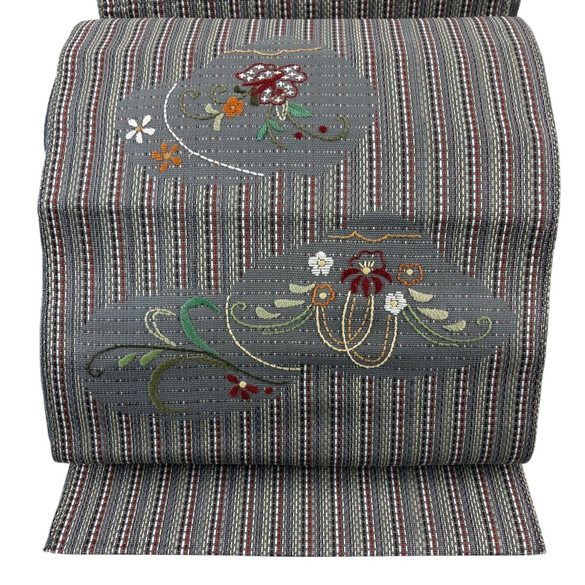 名古屋帯 秀品 花唐草 鳥 刺繍 箔 灰色 正絹｜中古・古着・リサイクル