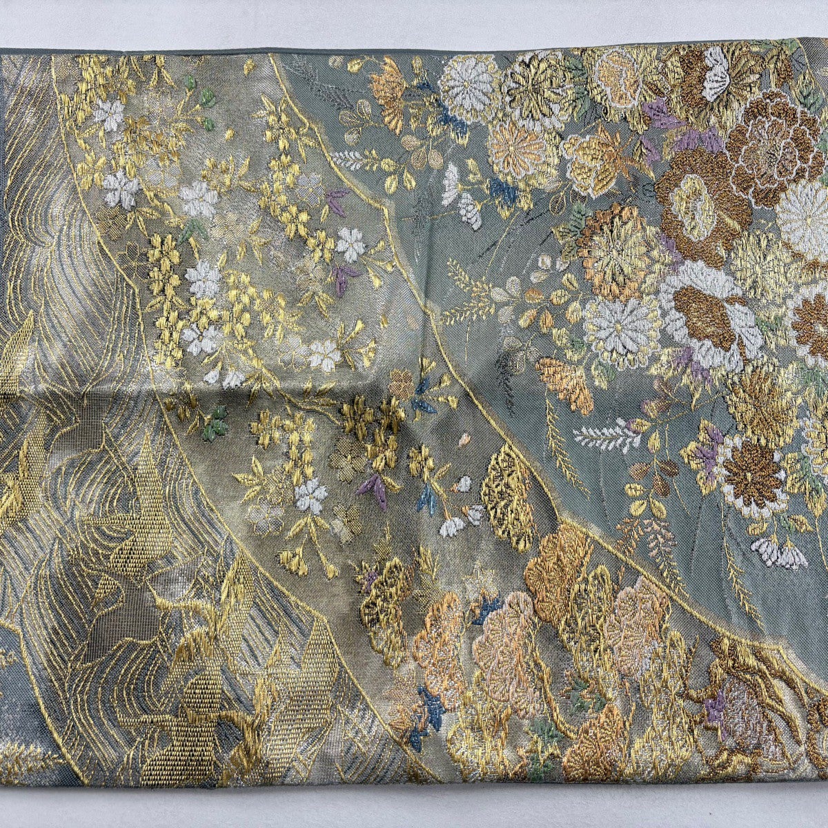 袋帯 秀品 菊 萩 金糸 箔 灰色 六通 正絹｜中古・古着・リサイクル着物