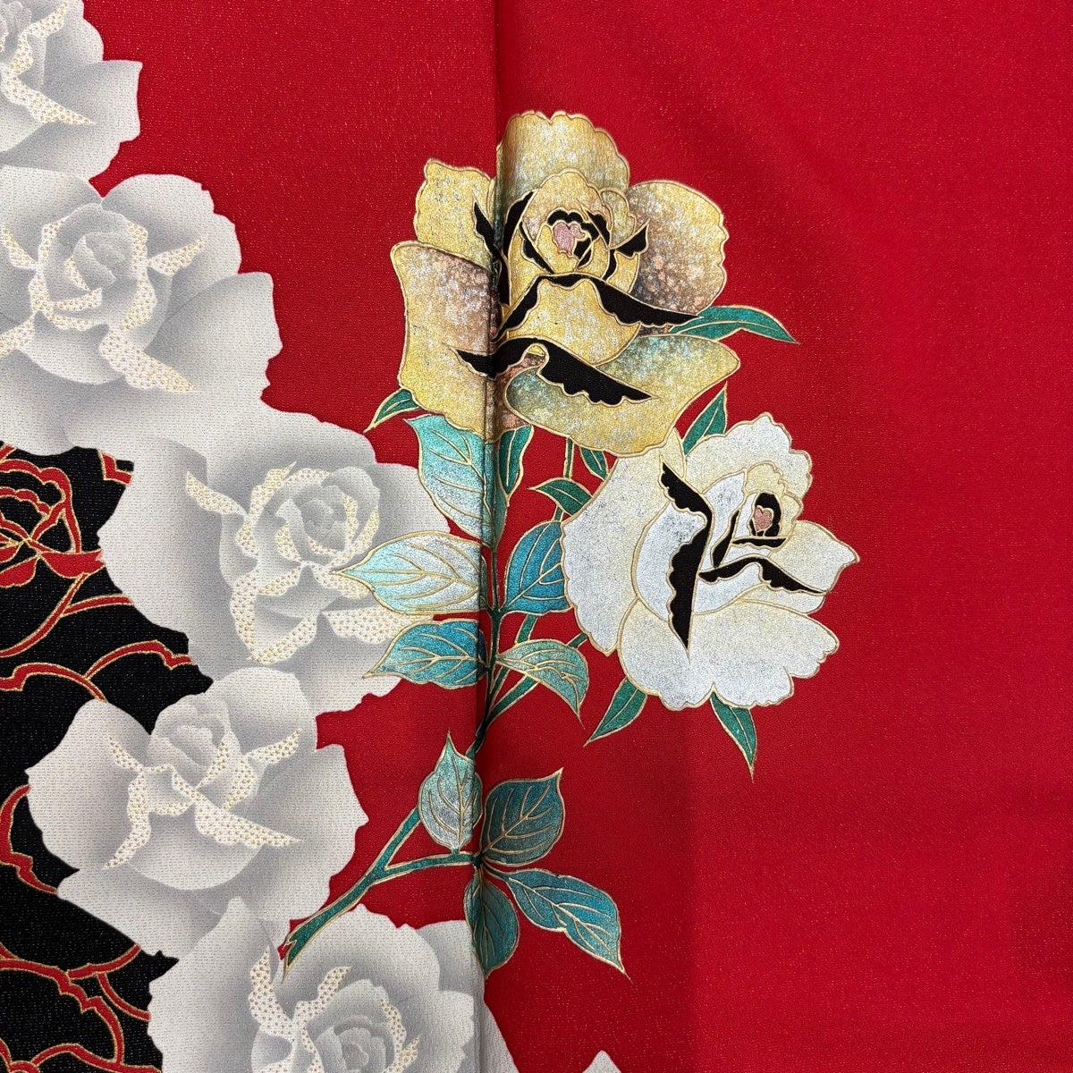 振袖 身丈167cm 裄丈68cm L 袷 薔薇 金銀彩 金通し 赤 正絹 名品｜中古