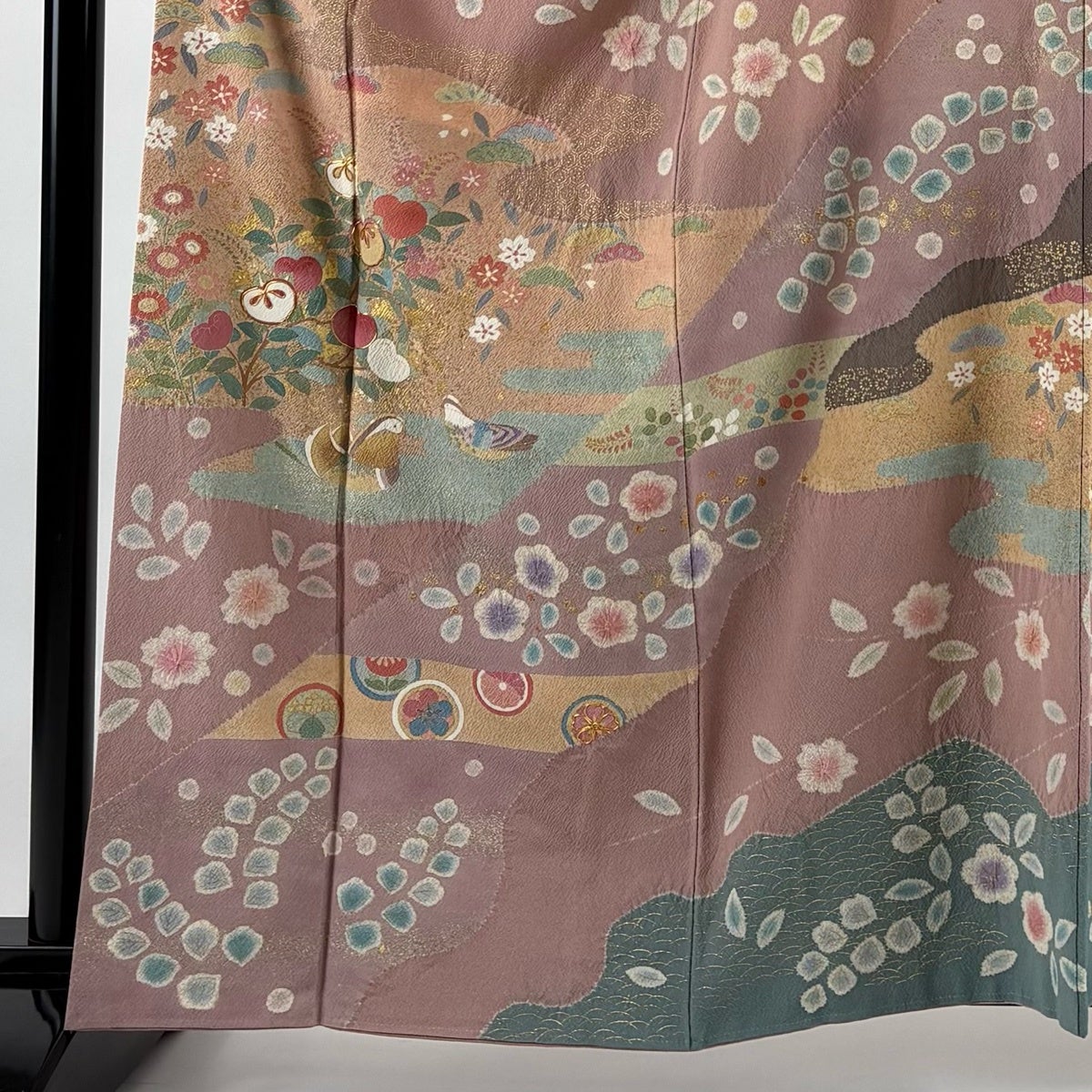 訪問着 身丈162cm 裄丈65cm M 袷 落款あり 鴛鴦 草花 金糸 金銀彩 灰紫
