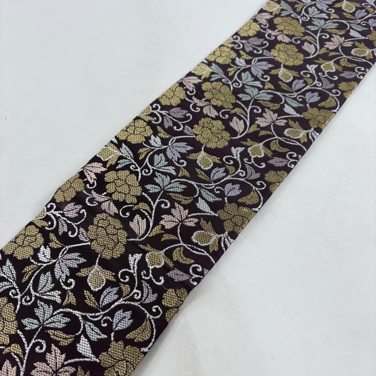 美品】 名古屋帯 名品 花唐草 金糸 茶紫 正絹｜中古・古着・リサイクル