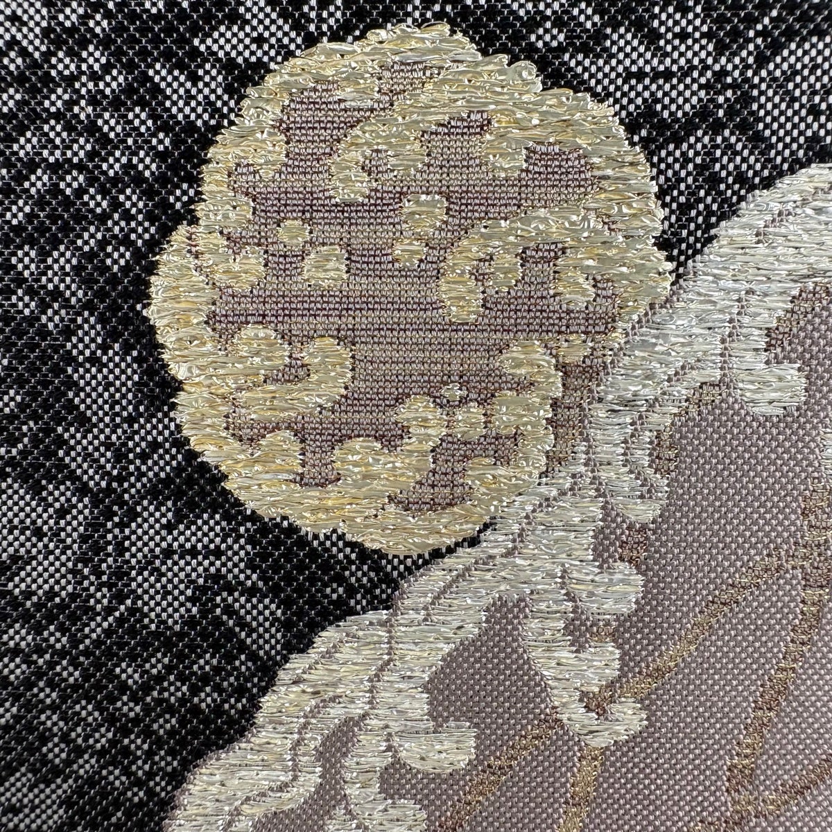 美品】 袋帯 名品 波頭 網目 箔 灰紫 六通 正絹｜中古・古着