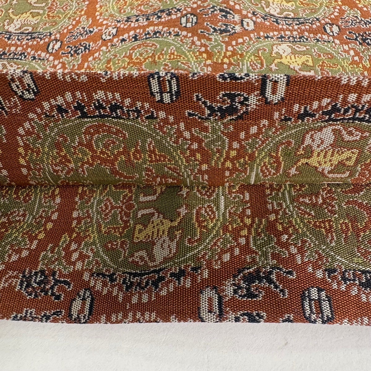 美品】 開き名古屋帯 名品 龍村美術織物 比翼仕立て 丸文 動物 赤茶