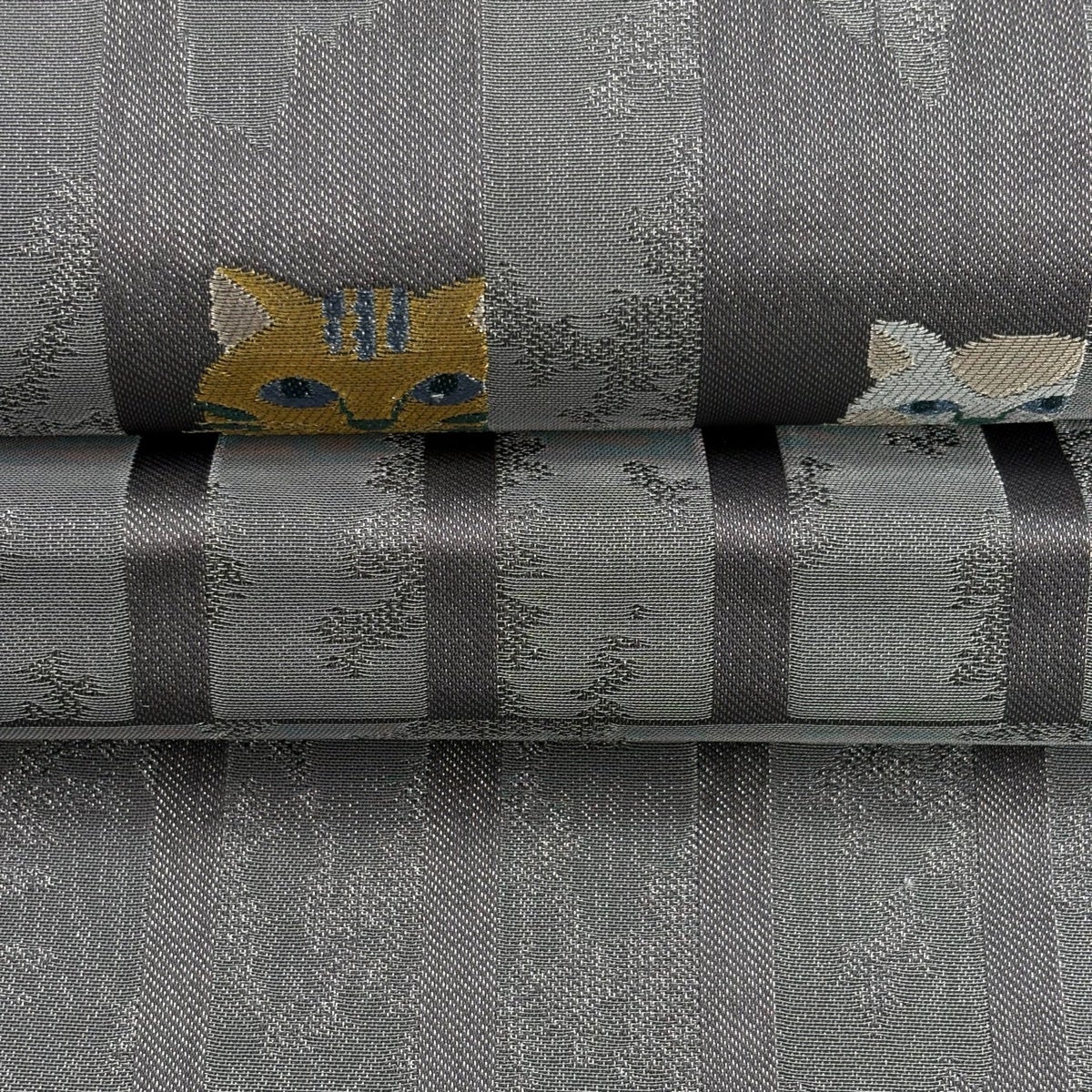 美品】 袋帯 逸品 猫 縞 金銀糸 灰色 お太鼓柄 正絹｜中古・古着