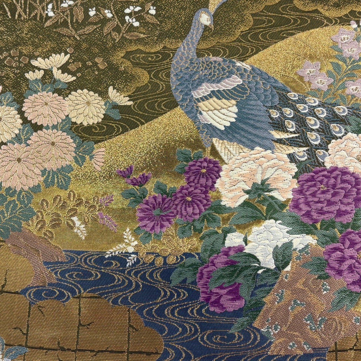 美品】 袋帯 逸品 じゅらく 落款あり 帝王紫 孔雀 草花 箔 金糸 金色