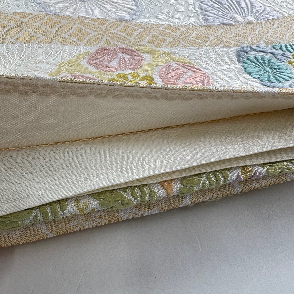 袋帯 逸品 菊 七宝 金糸 箔 クリーム 六通 正絹｜中古・古着