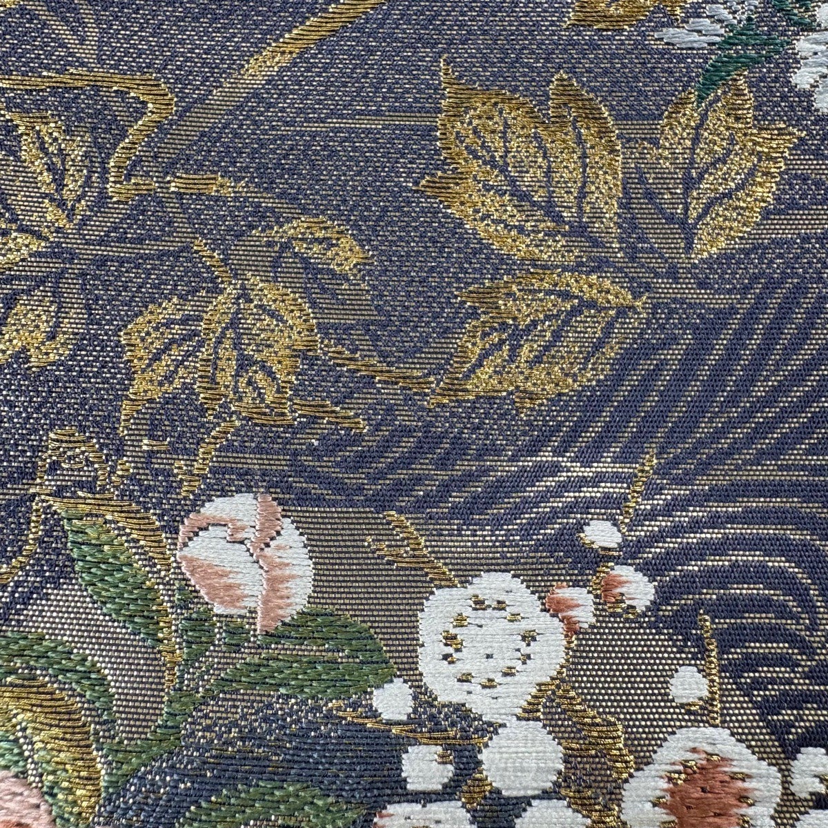 美品】 袋帯 逸品 じゅらく 落款あり 華文 菊 金糸 箔 灰紫 六通 正絹