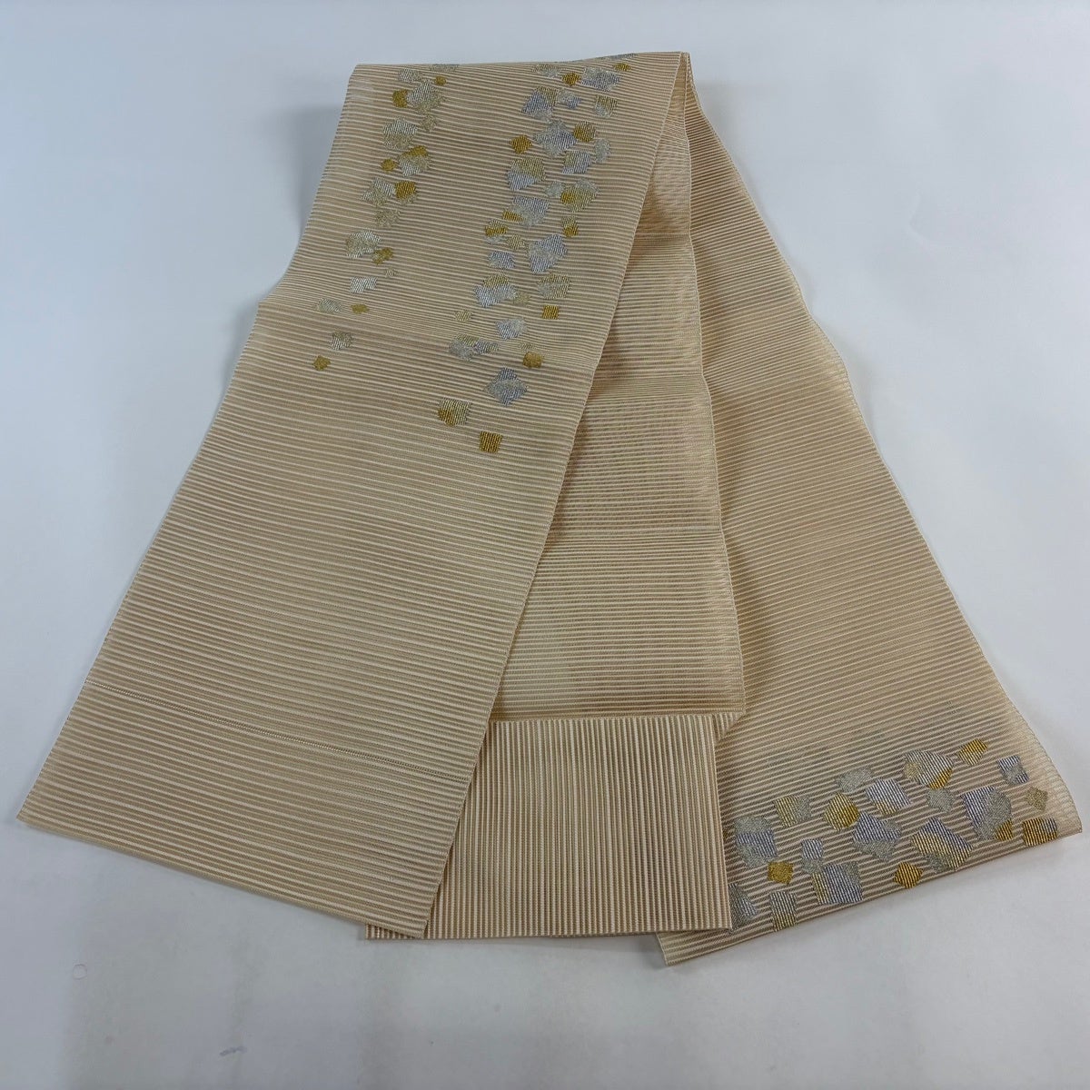 美品】 名古屋帯 秀品 夏帯 絽 八寸名古屋帯 松葉仕立て 箔散らし柄 金