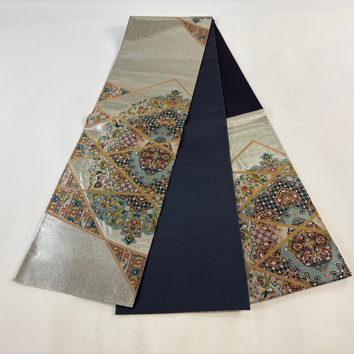 袋帯 秀品 雪輪 草花 金糸 箔 銀色 六通 正絹｜中古・古着・リサイクル